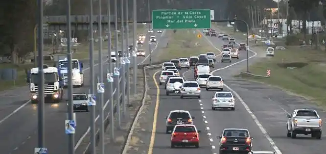 Fin de semana largo: 1830 vehículos viajan a la Costa por Ruta 2