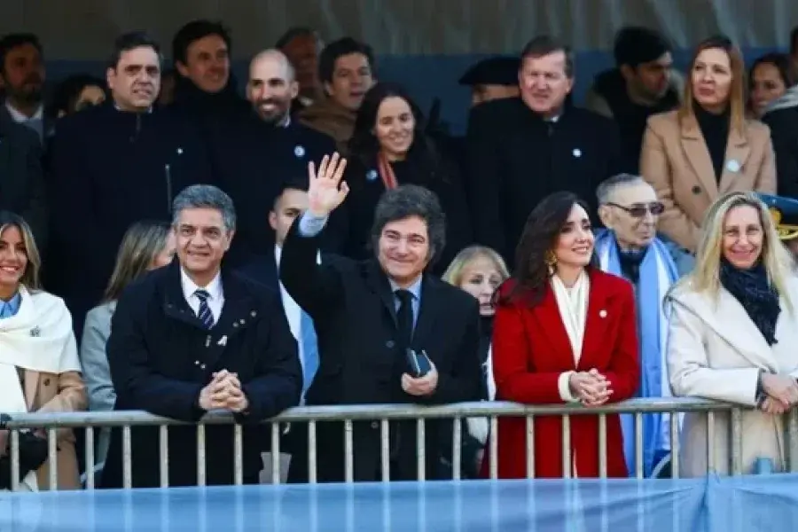 EN VIVO | Milei y su gabinete participan del desfile por el Día de la Independencia