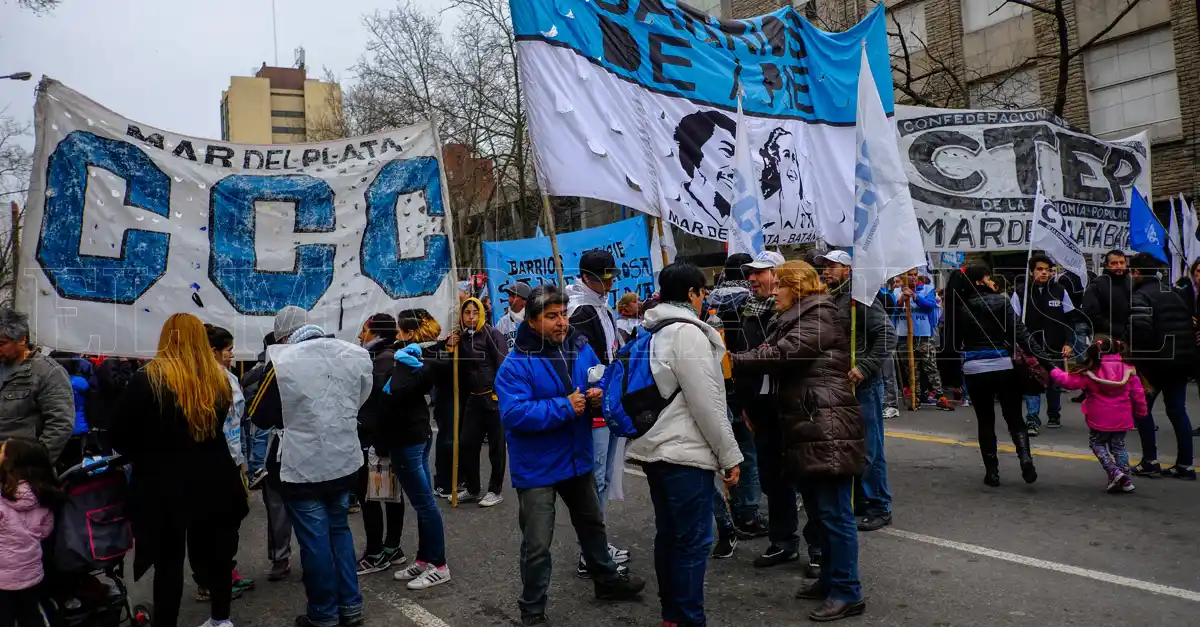 Organizaciones reclamaron por la Emergencia Alimentaria frente al Municipio