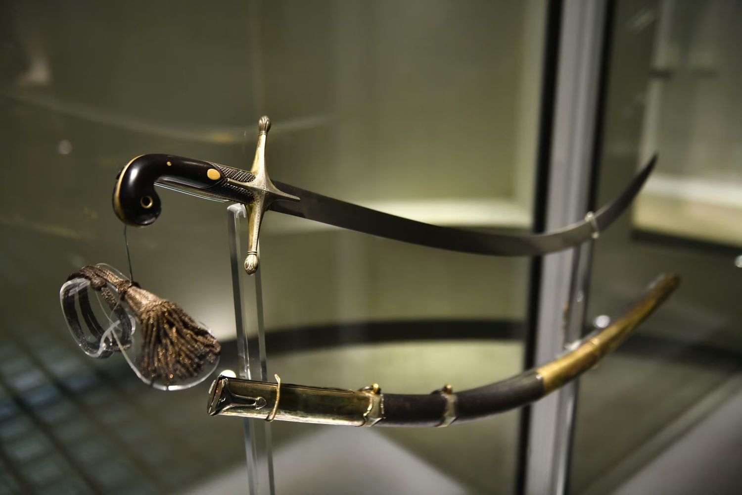 Renunció la directora del Museo Histórico Nacional por el traslado del sable corvo de San Martín