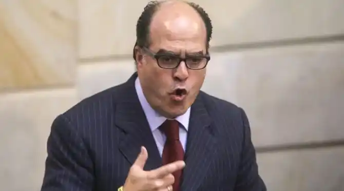 Venezuela: Borges exigió a Maduro refinanciar la deuda externa