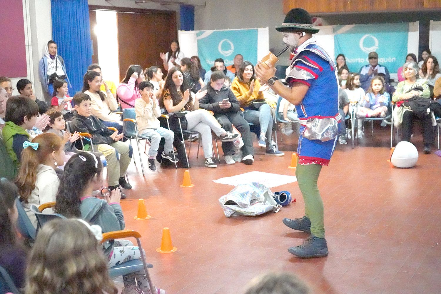 Risas. Durante la presentación de faina en “Rema que rema”
