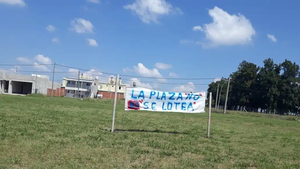 Reclaman que la Municipalidad no responde al pedido de audiencia por los 100 terrenos sociales