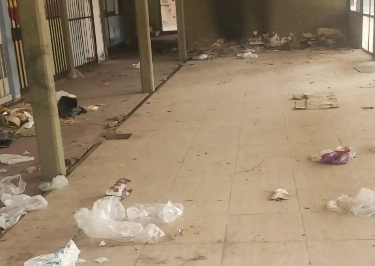 Vecinos reportan el estado de la Vieja terminal