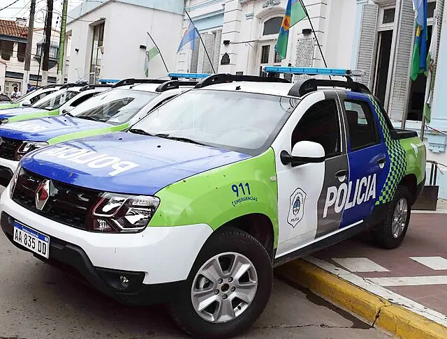 Una madre de 23 años y su hijo de 4, fueron encontrados en Azul