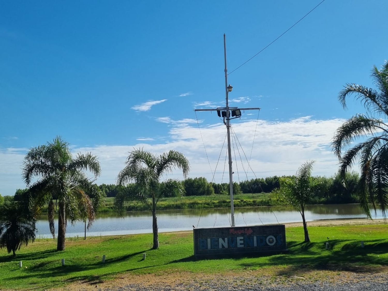 Playa Mansa: en medio de la ola de calor, los vecinos se preguntan por la apertura del predio con acceso al río