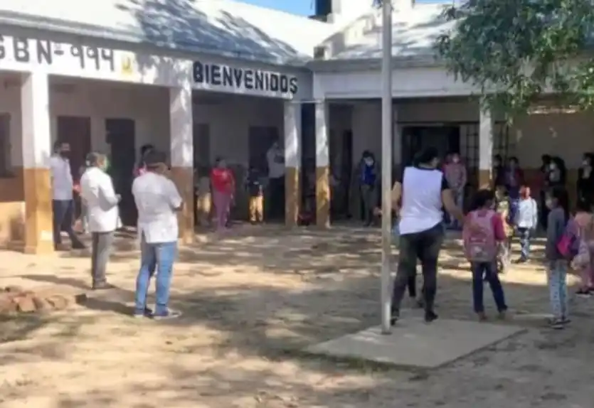 Una nena de 11 años murió tras caerse de un árbol en una escuela