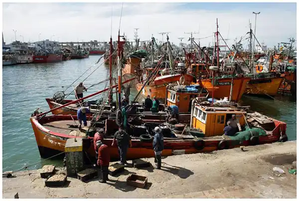 Bajó de un barco y fue detenido por caso de violencia de género