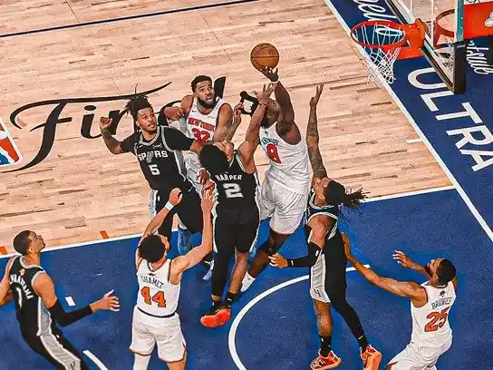 Los Knicks vencieron a los Spurs y pusieron la serie final 3 a 1 a sus favor. Foto:NBA
