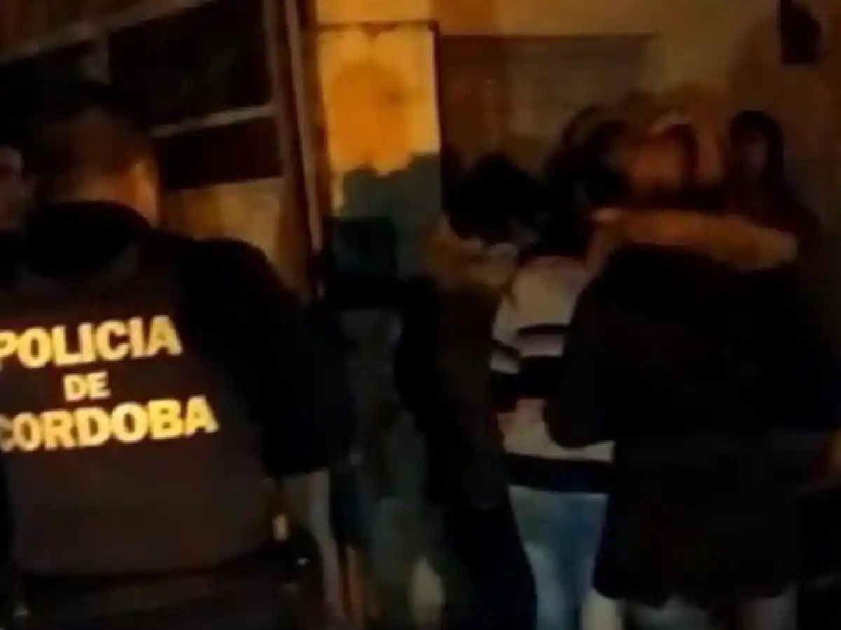 San Francisco: desbarataron 8 fiestas clandestinas con unas 100 personas, entre ellas, menores 