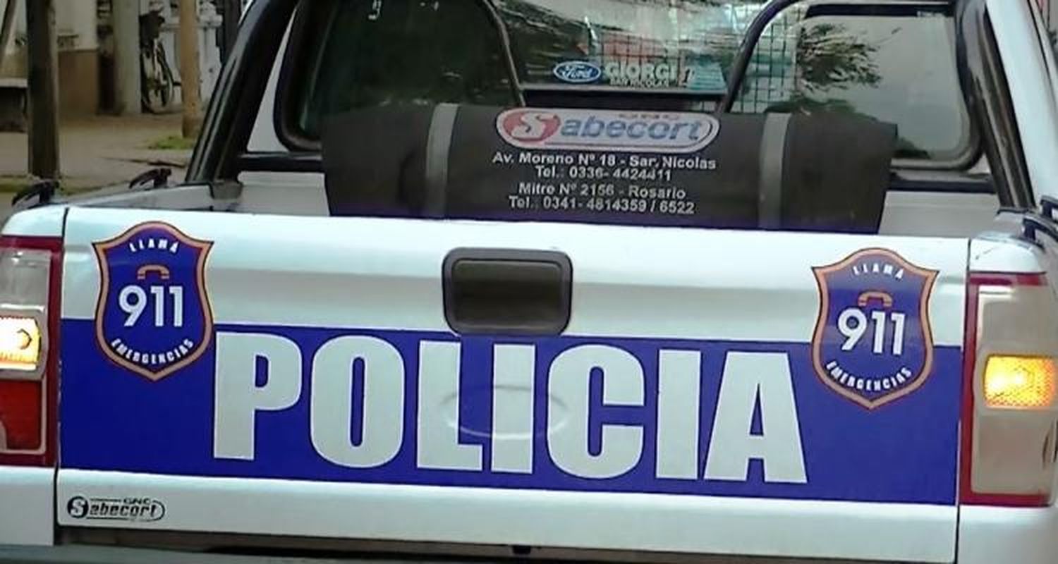 Mujer denunció que tres jóvenes le robaron la moto