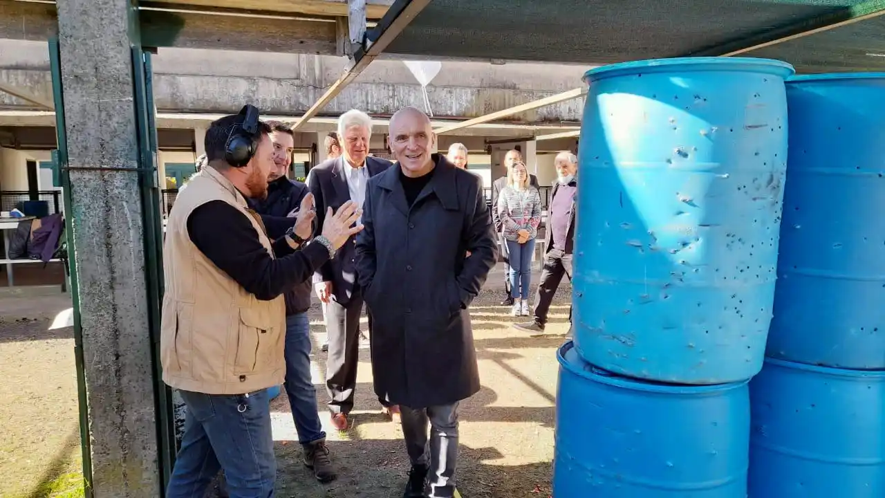 Espert, picante en Quilmes: Participó de una clase de tiros y dijo que "los fueros protegen chorros como Cristina"