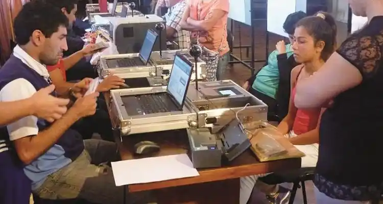 En abril, nuevo operativo de documentación