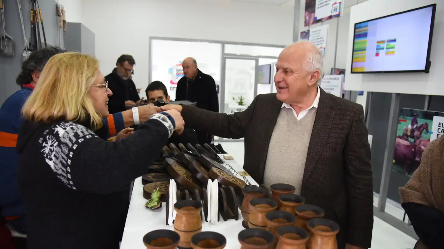 Lifschitz visitó el stand de Santa Fe en la Exposición Rural de Palermo