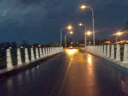 Despiste en un puente por los fuertes vientos