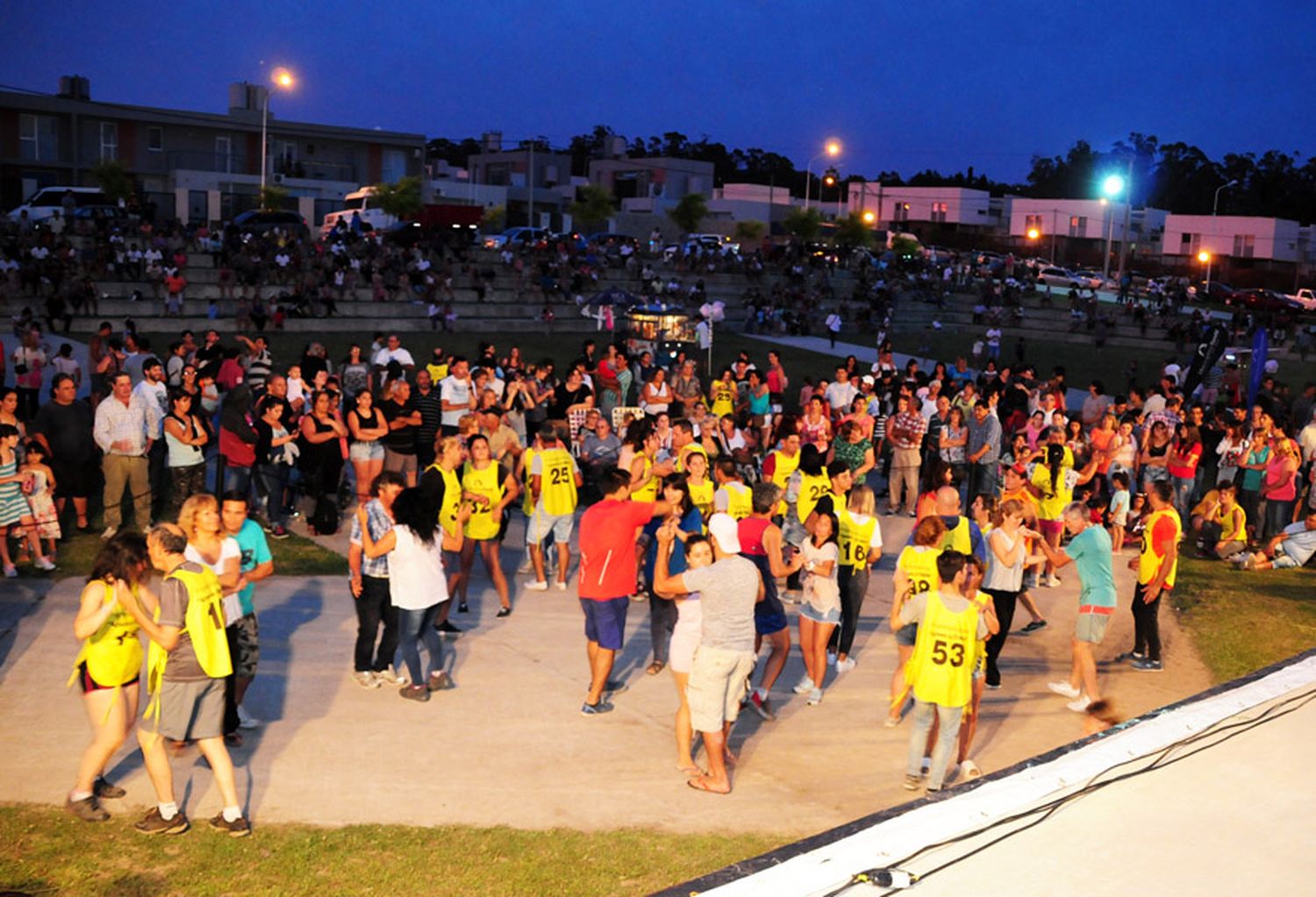 El anfiteatro del Procrear se vistió de fiesta y color con el inicio del ciclo Aguante la Cumbia