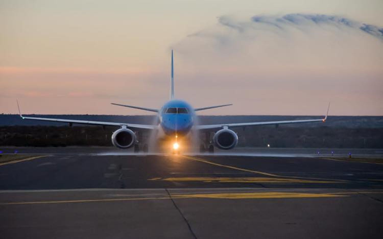 Aerolíneas Argentinas inauguró sus vuelos a Puerto Madryn