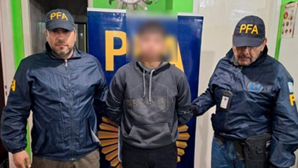 El detenido tenía armas en su auto