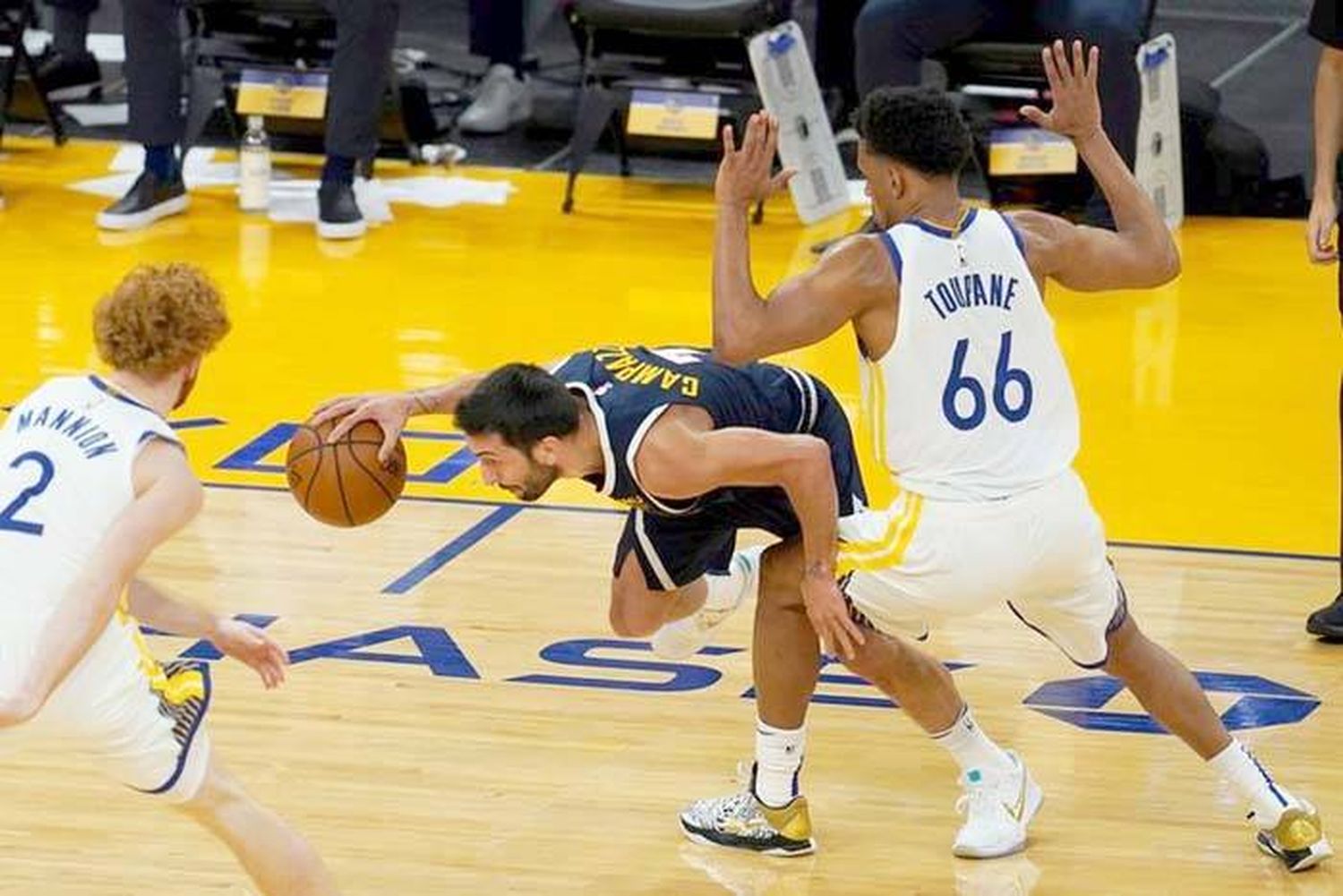 La NBA eligió una asistencia de Facundo Campazzo como la mejor de la temporada regular