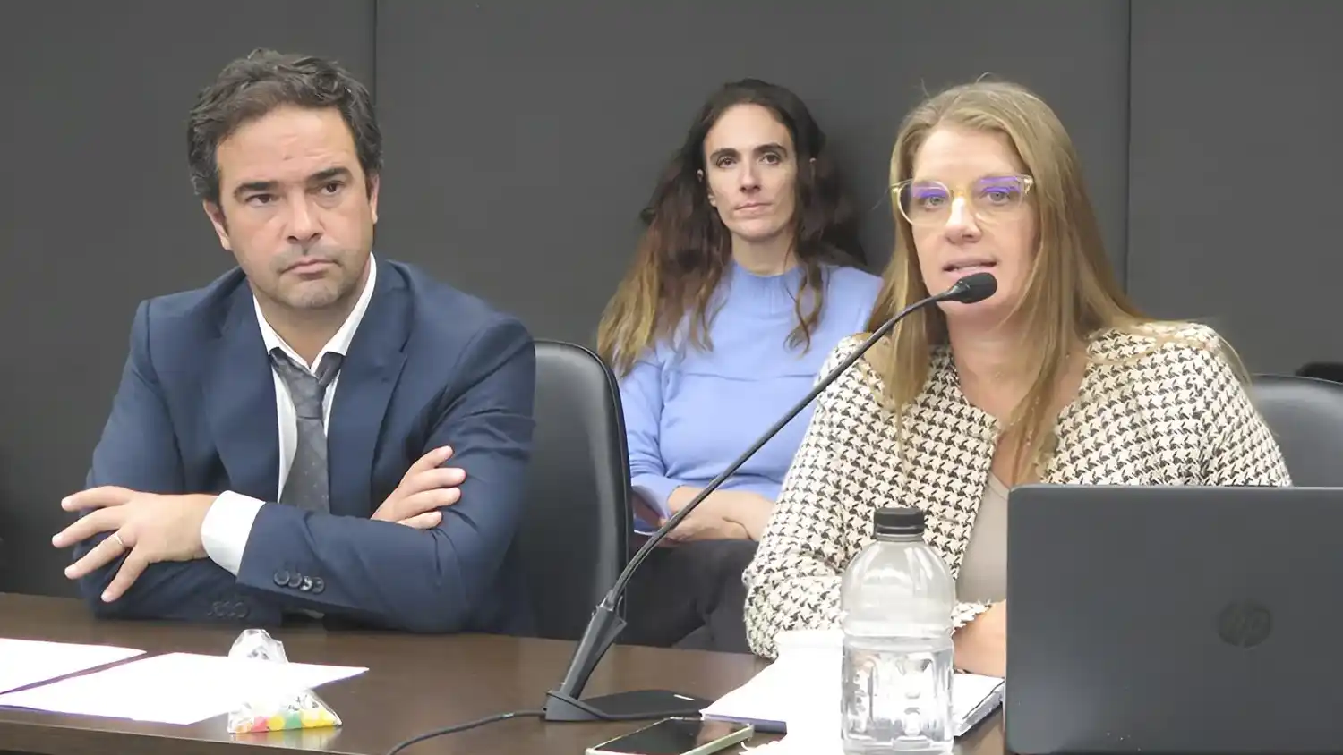 El fiscal federal Santiago Eyherabide y la auxiliar fiscal María Eugenia Montero concluyeron el alegato solicitando perpetua para 16 acusados. Foto: Belén Cano / Ministerio Público Fiscal