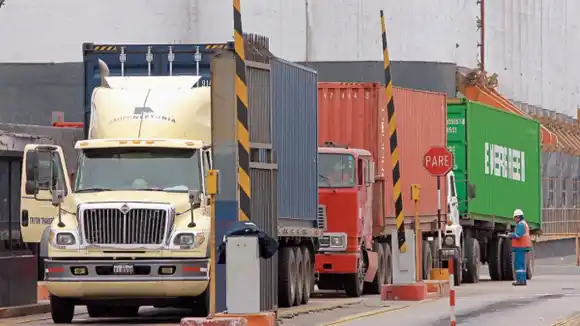 ¡PENDIENTE! Restringen circulación de transporte de carga en Venezuela hasta este lunes #3Abr