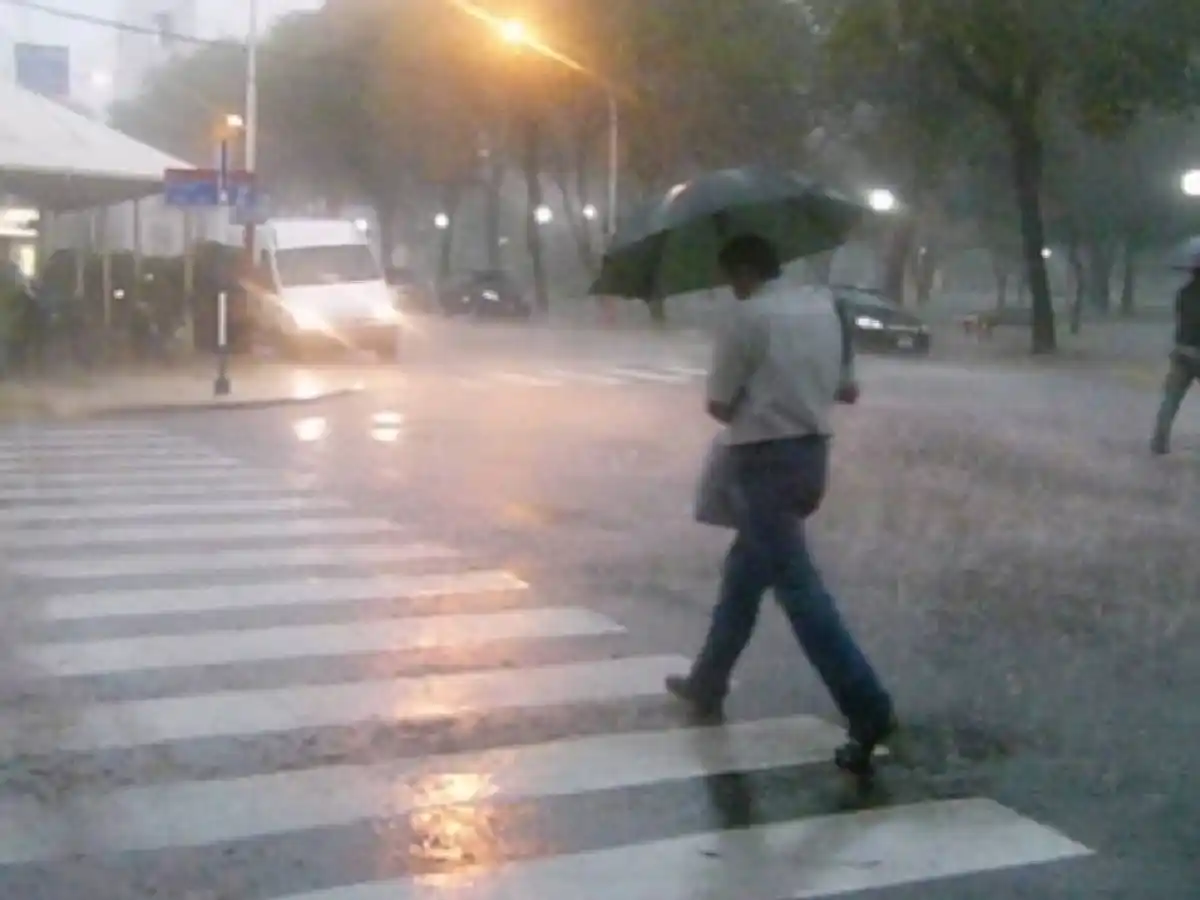 Rige un alerta por tormentas fuertes para Córdoba