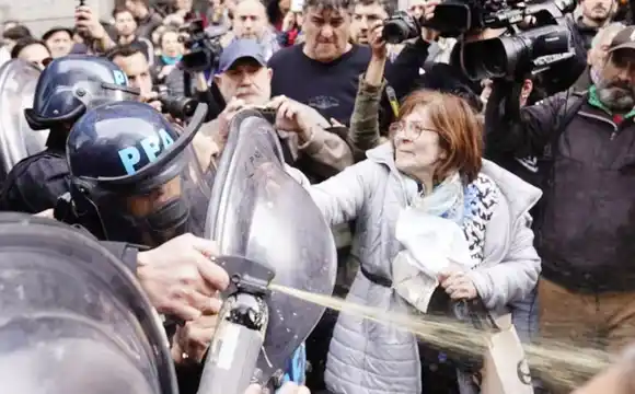 La política de la ternura