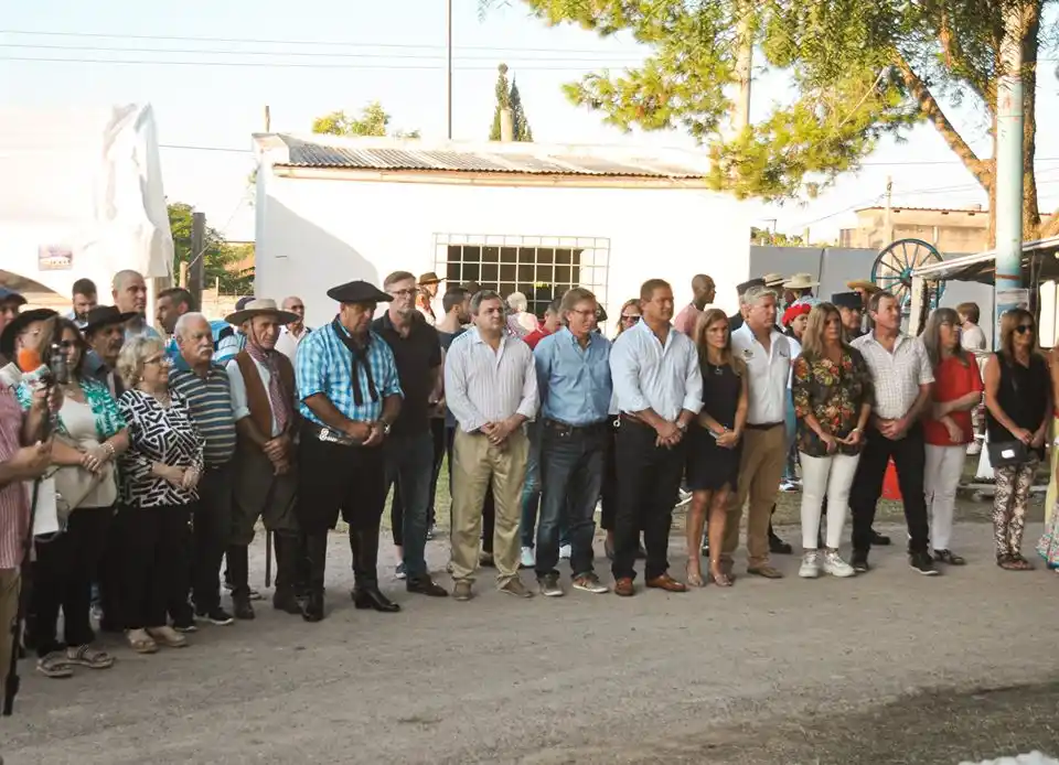 Darrichón y Bahillo encabezaron el acto inaugural del Festival de Diamante