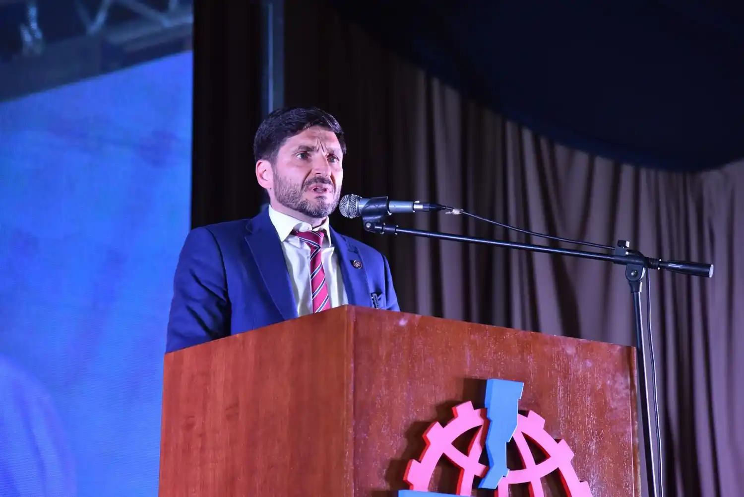 El Gobernador convocó a los presentes a “que puedan acompañar las transformaciones".