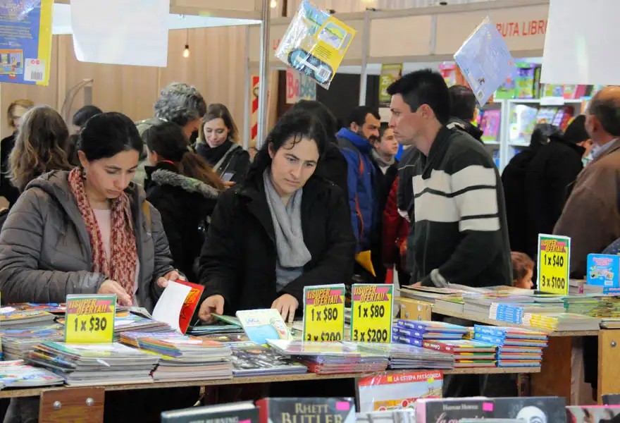 Con gran concurrencia de público, cerró la Feria de Libro