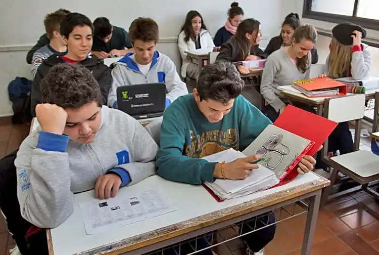 Un mayor alcance. Debería tener la cobertura de los vouchers