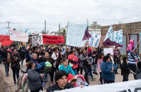 Durante el 9 de Julio, el “No al FMI” retumbó en La Cuchilla