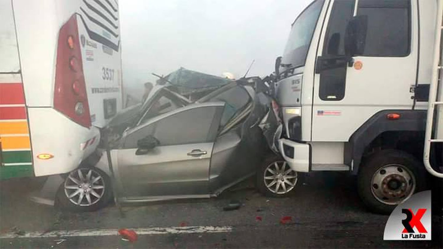 Impresionante choque en el Complejo Zárate - Brazo Largo: confirman dos muertos