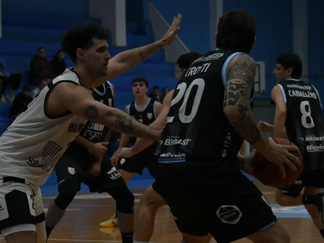 La Crema venció a Alma Jrs y se cruzará con Unión y Juventud de Bandera por los playoffs. Foto: AR