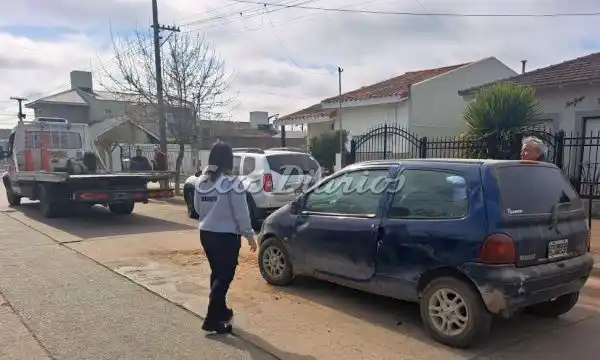 Choque y vuelco en la calle 38