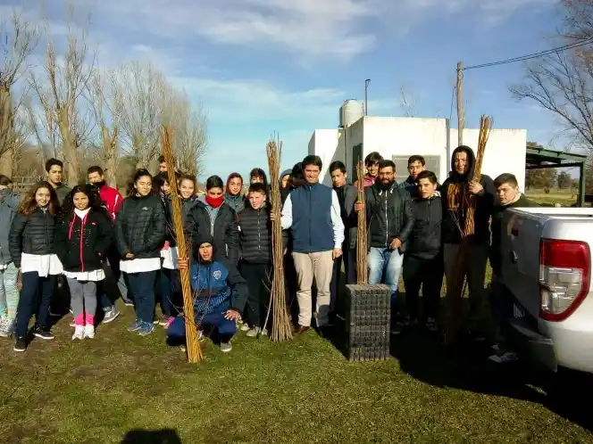 Convocan a jóvenes rurales para el desarrollo de nuevos proyectos tecnológicos