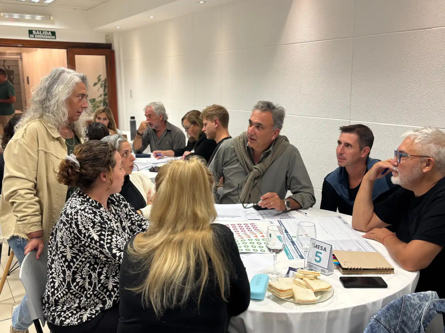 Un buen número de arquitectos participó de la reunión.