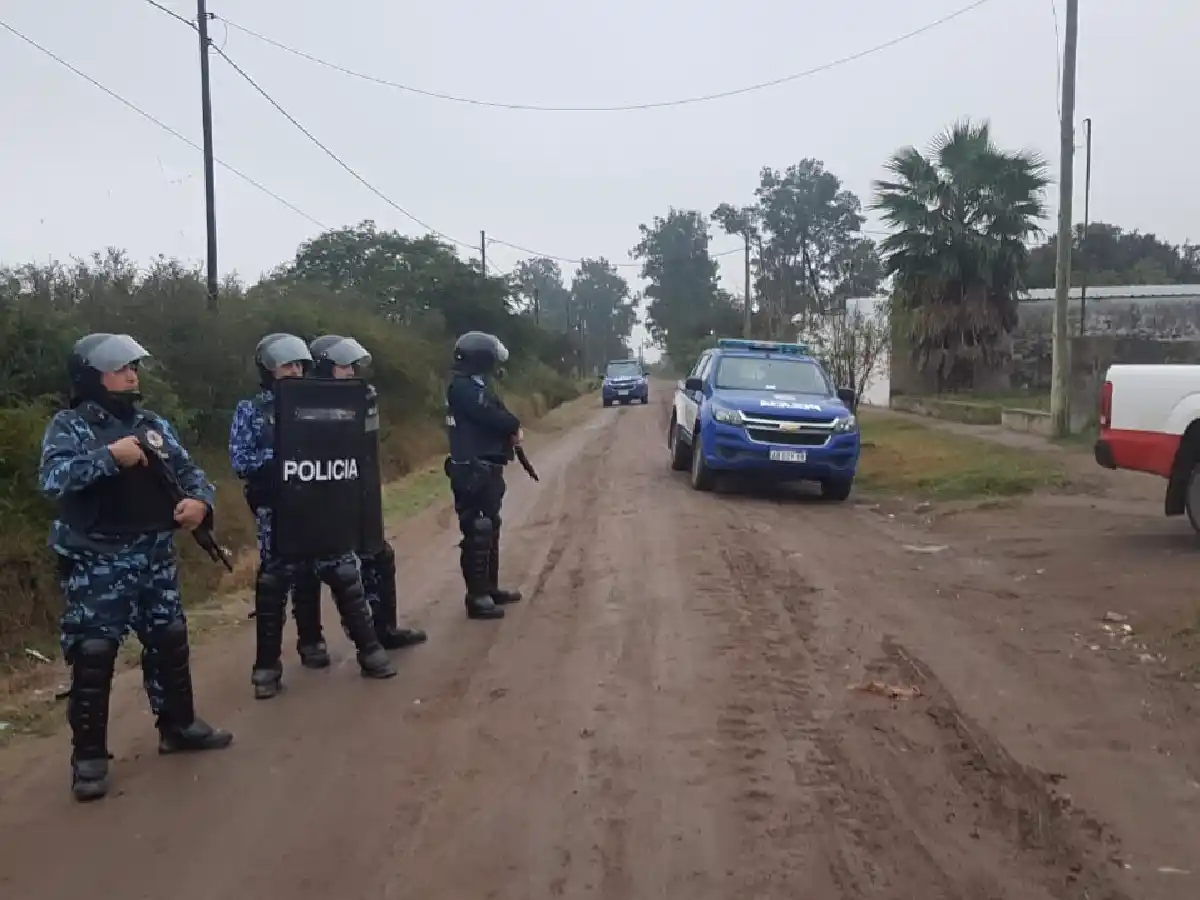 Allanamientos en Balnearia: un detenido y secuestro de elementos y droga