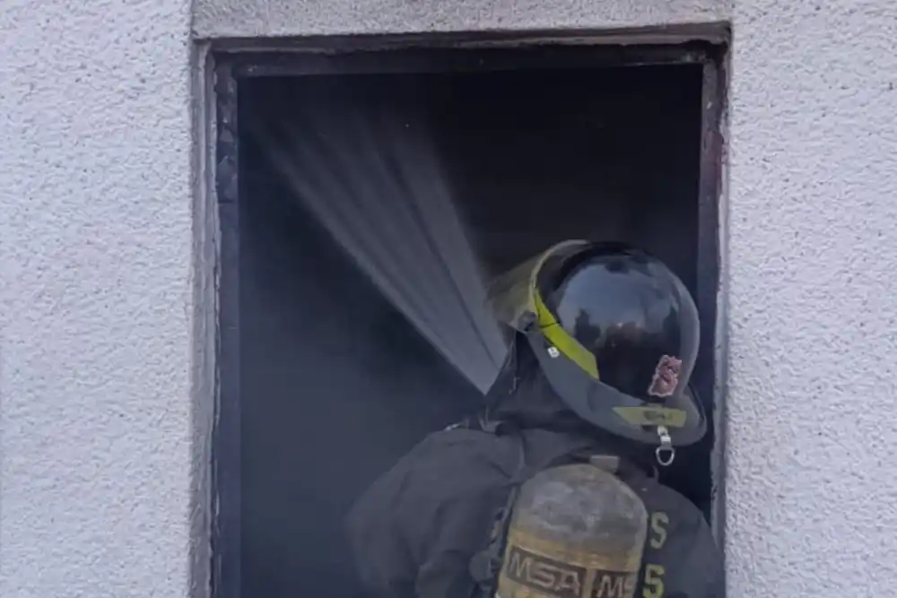 Incendio en una casa de Bacle y Alzugaray.