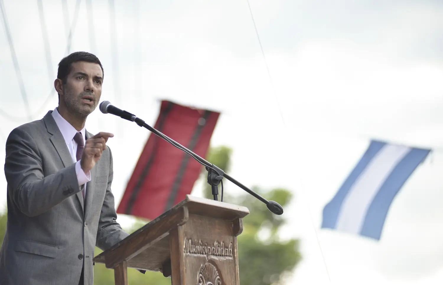 Urtubey: "Debemos construir ciudadanía, que es el acceso a salud, educación y seguridad"