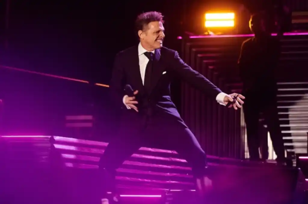 Los fanáticos del cantante quedaron indignados y no tardaron en expresar su enojo.