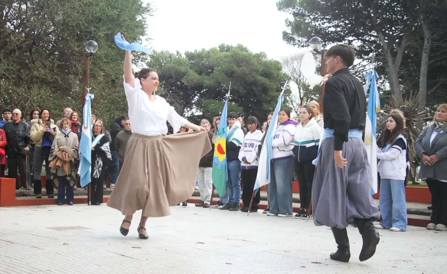 En Claromecó evocaron a los jóvenes de la Primera Junta que hicieron la revolución