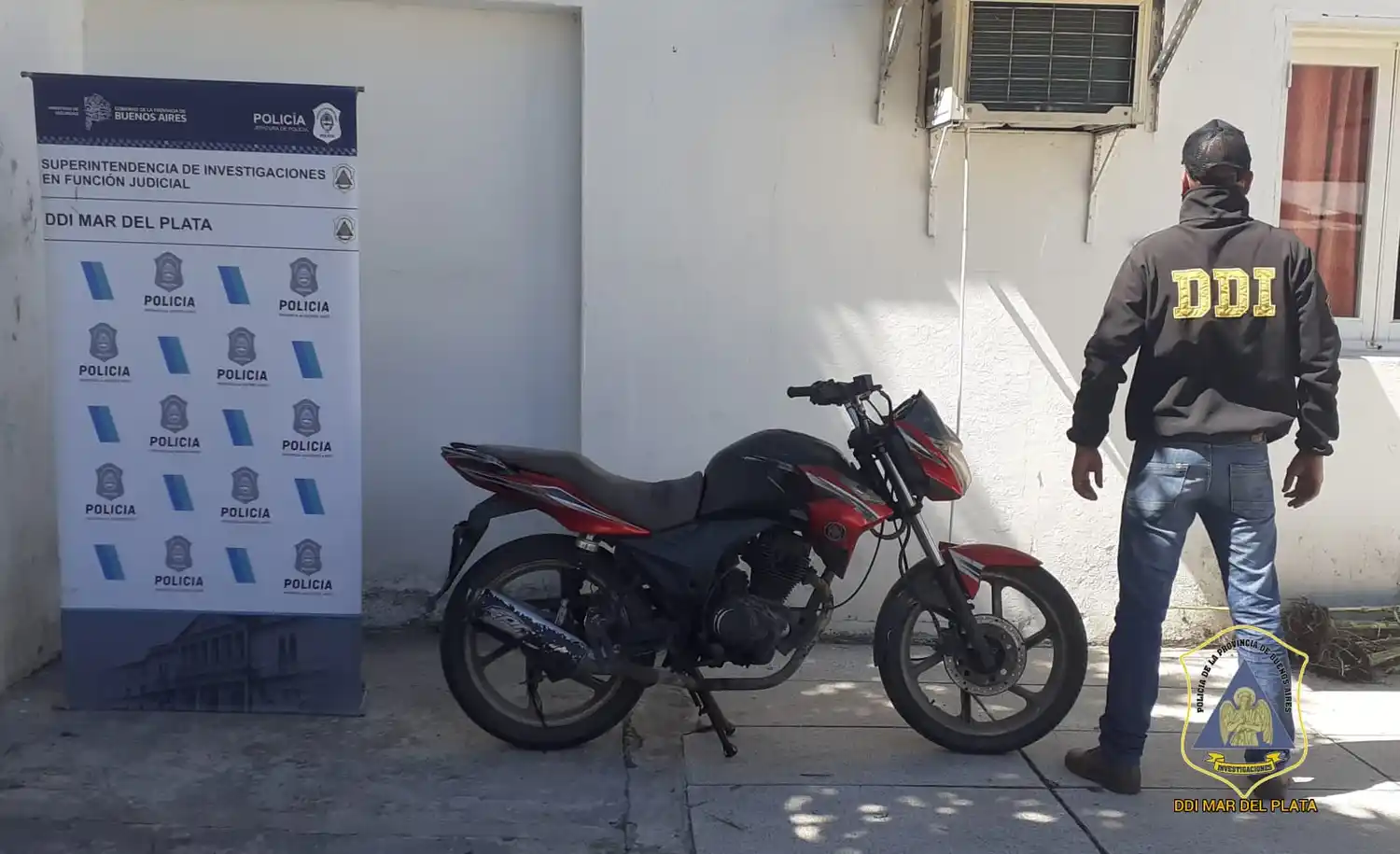 Secuestran 31 kilos de marihuana en diversos allanamientos y dan con la moto de un delincuente asesinado