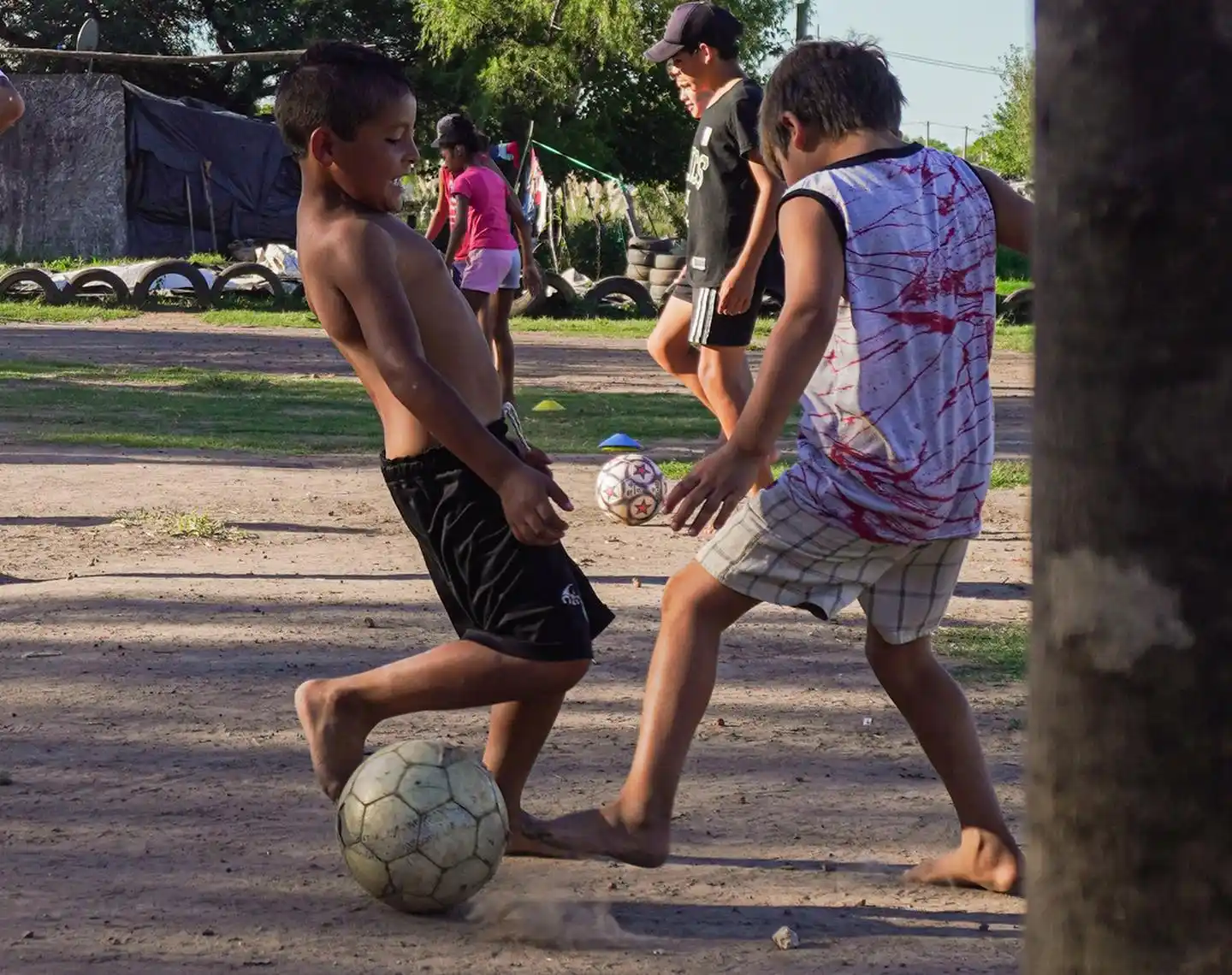 En Argentina la pobreza afectó al 40,6% de la población en el primer semestre