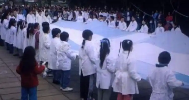 100 metros de Bandera y van por más