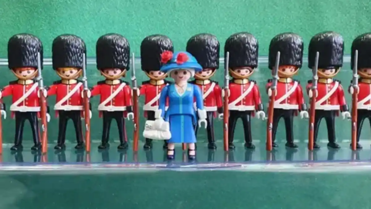 Conmovedora despedida de Playmobil a la Reina Isabel II