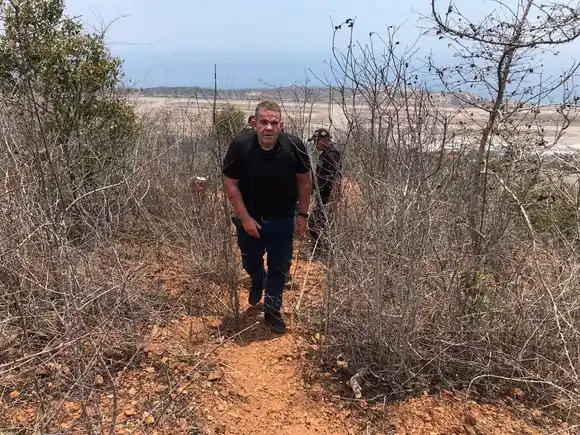 Persecución en la carretera vieja Caracas-La Guaira deja dos muertos y un policía herido