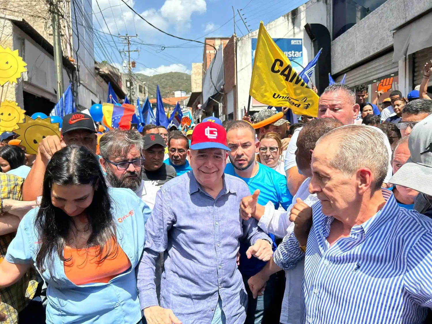¿Quién dijo que no? Edmundo también tiene su PUEBLO (+Videos)