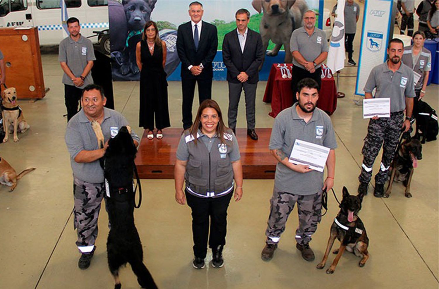Qué raza de perros usa la Aduana para sus controles