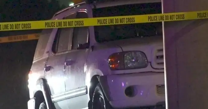 Asesinaron de un balazo a un hombre mientras manejaba y sus hijos tomaron el volante